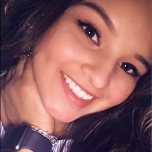 Meet your Posher, Lisette